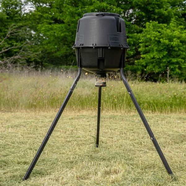 Moultrie MFG-15103 200LB DEER FEEDER STANDARD - Image 2